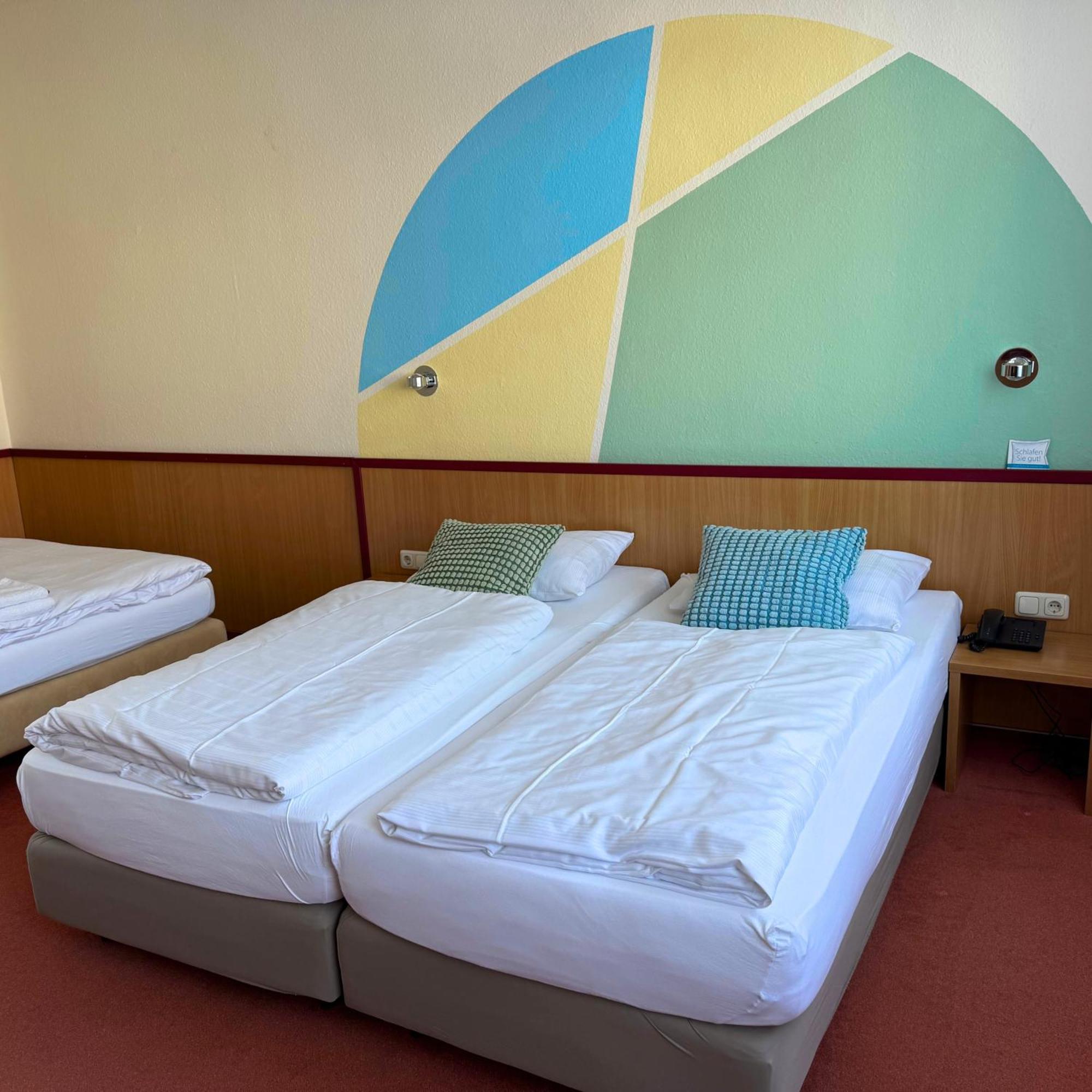 Colourful Hotel 比勒费尔德 客房 照片